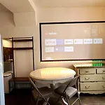 5 Stylish Studio In Chatelet Minutes From Pompidou
